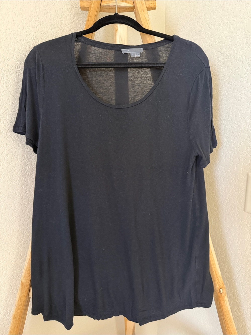 Vince Black Scoop Neck Short Sleeve Tee